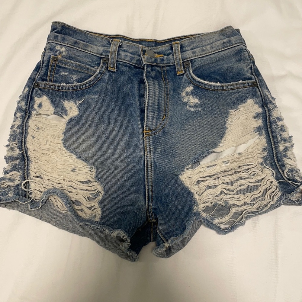 Cheeky high waisted Carmar/LF shorts